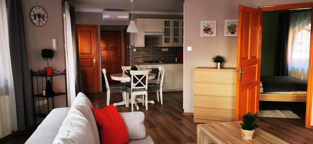Pannonia Apartman Estergon Dış mekan fotoğraf