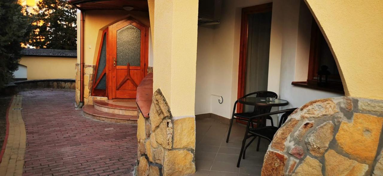 Pannonia Apartman Estergon Dış mekan fotoğraf