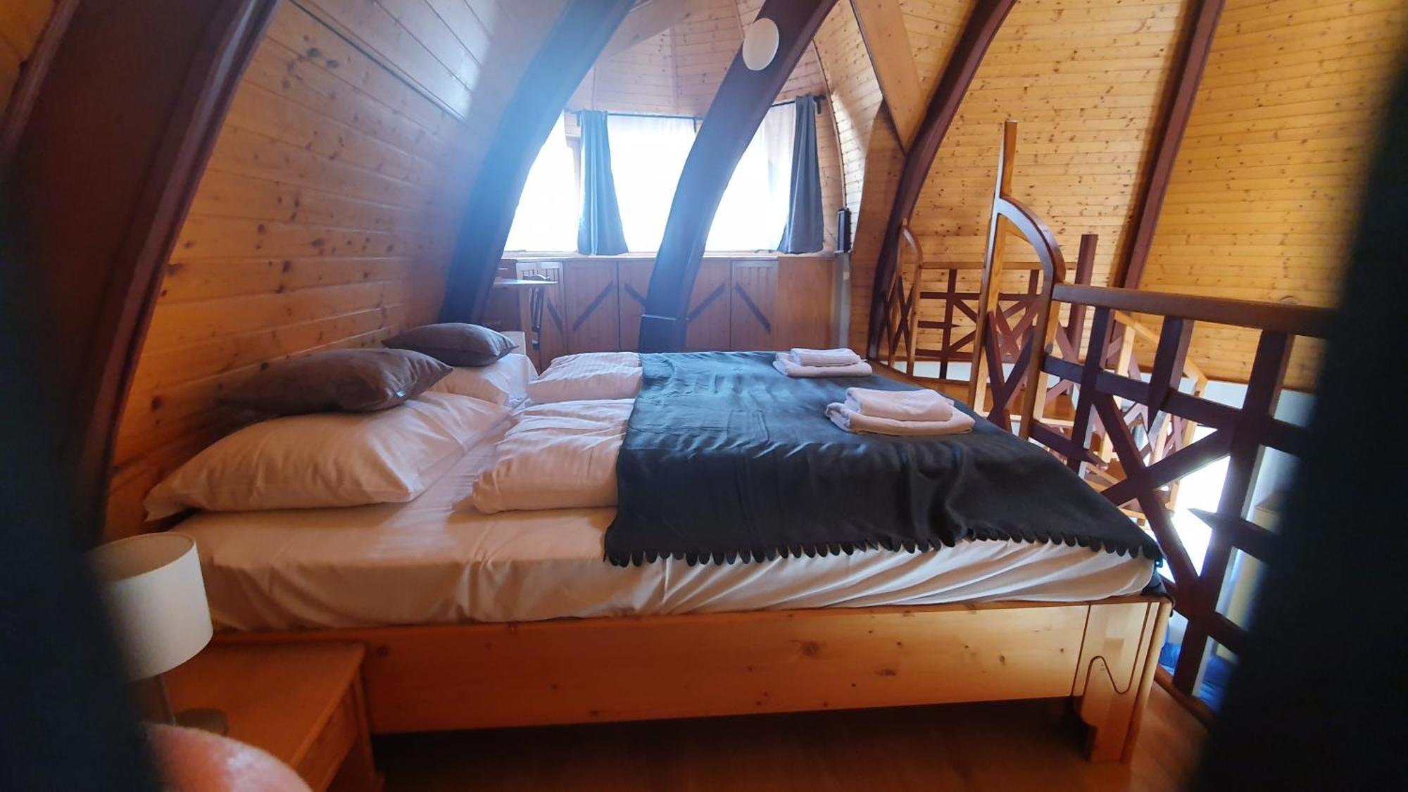 Pannonia Apartman Estergon Oda fotoğraf